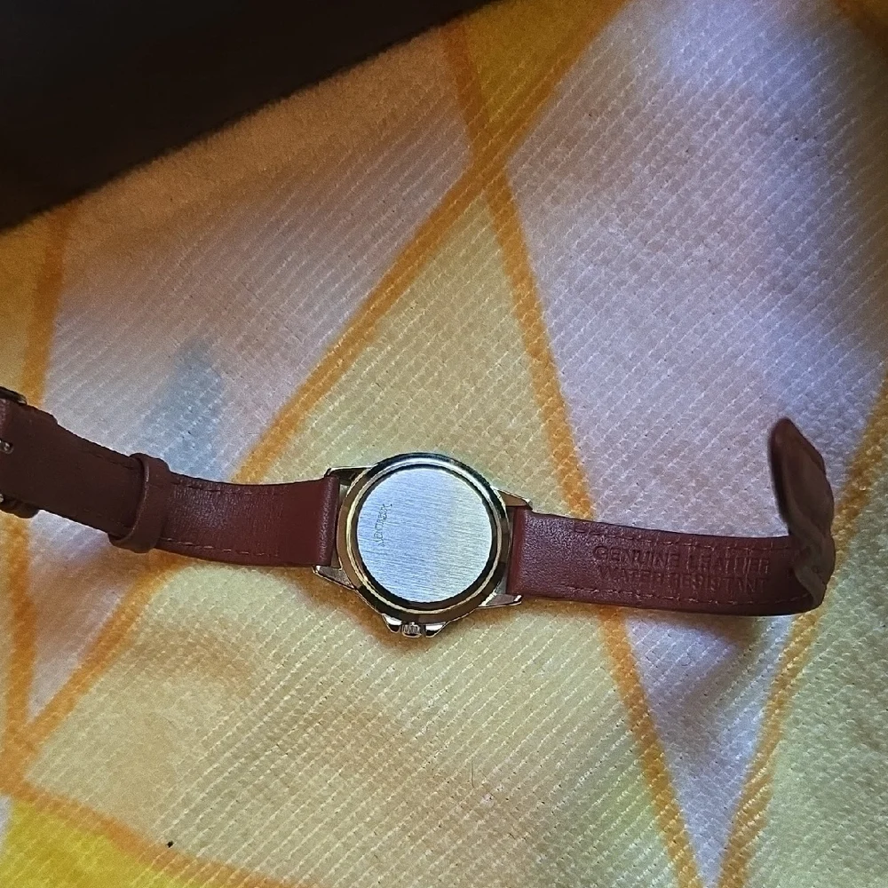 NIB- Montreux Vintage Elegant Brown Leather Strap Watch FedEx Branded